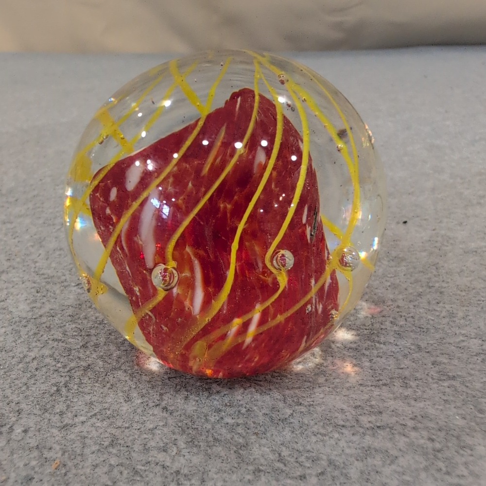 Art Glass Paperweight Red White Mottled Core Yellow Swirl Controlled Bubbles - Picture 2 of 5